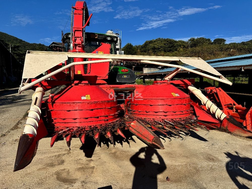 Corn Harvester 캠퍼3000  뒤우측면